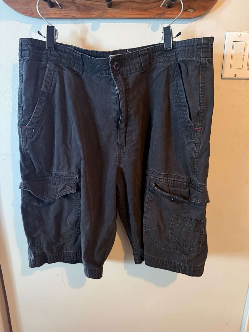Men's Black Cargo Shorts - Unbranded
